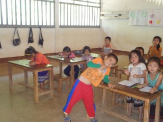 図書室設置予定小学校の子ども達