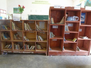 小学校に設置したコミュニティ図書室