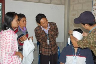 タイ　ビルマ移民の子ども達の学校で教員研修